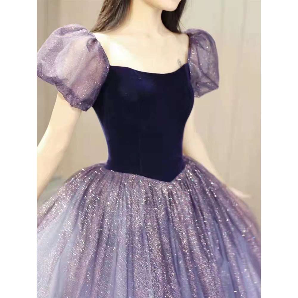 https://fulmo-img-server.com/dresscolory/c00543c9963548849f15dd1980f9e42c.jpeg