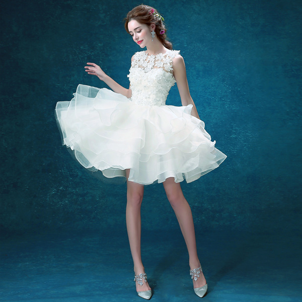 https://fulmo-img-server.com/dresscolory/c5d4e930-2025-4c3d-b9b8-c6915ec4b70f.jpg