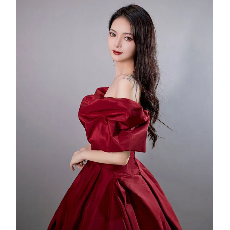 https://fulmo-img-server.com/dresscolory/c7cd5255-02fd-4fd4-856f-b915dcf74614.jpg