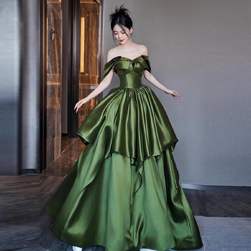 https://fulmo-img-server.com/dresscolory/ca63cff0-c8b8-4ba2-99d0-f11edcfb9531.jpg