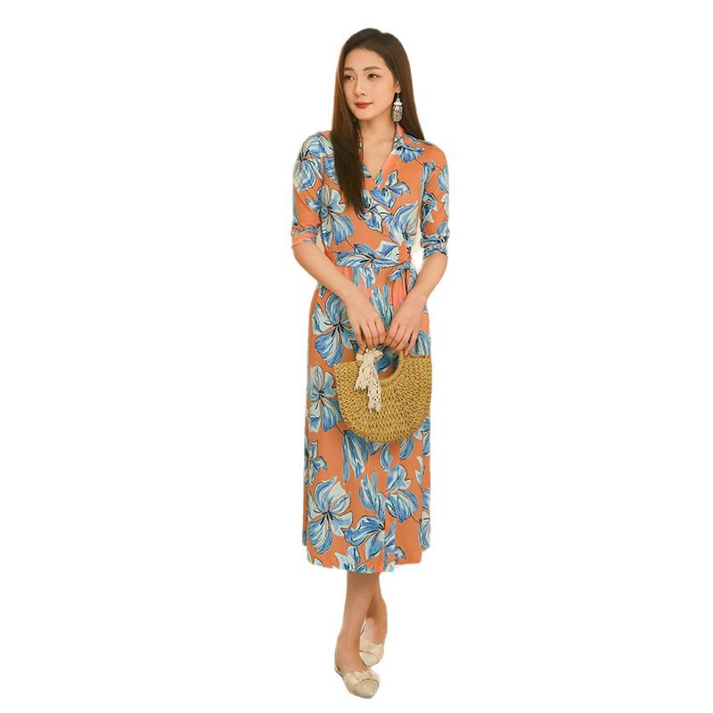 https://fulmo-img-server.com/dresscolory/d18c975d-652c-4086-a8d1-01b2a809b8a5.jpg