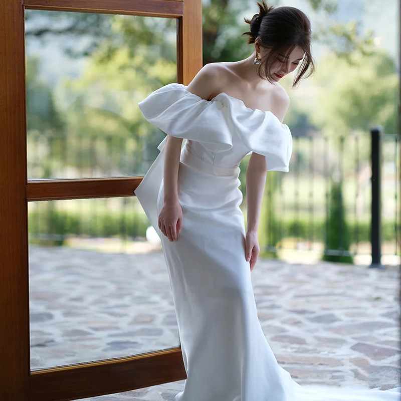 https://fulmo-img-server.com/dresscolory/d6361c65-ea3b-4171-8324-83d352f2feec.jpg