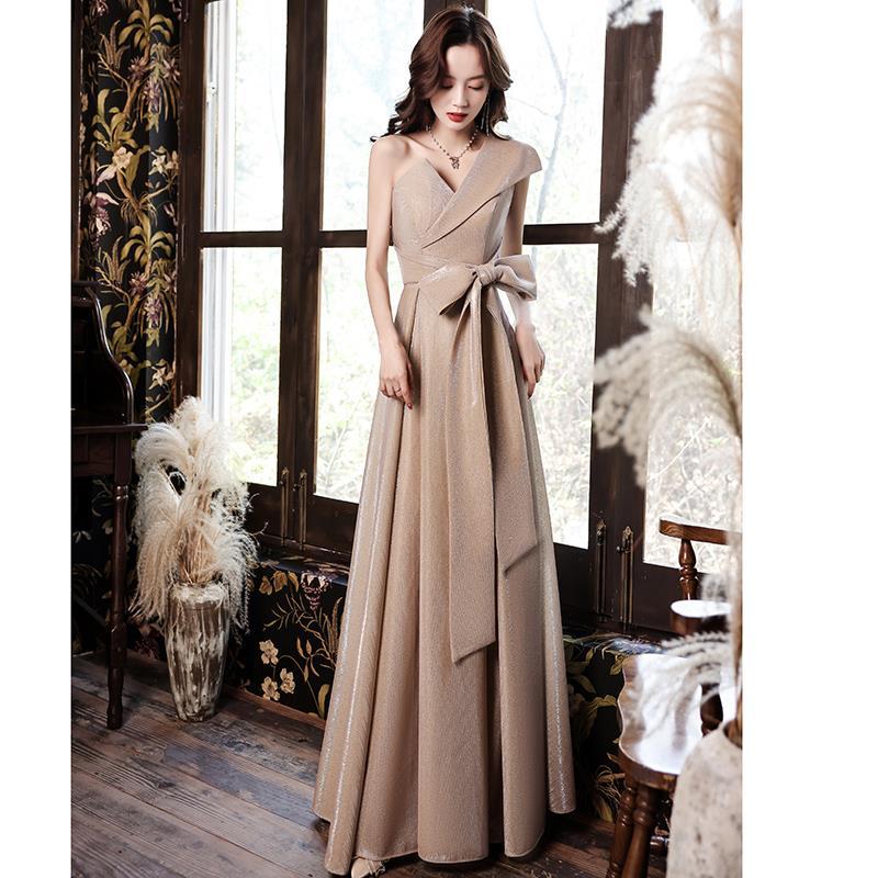 https://fulmo-img-server.com/dresscolory/d8a3103a-65da-4f41-b945-edfdb5b46d36.jpg