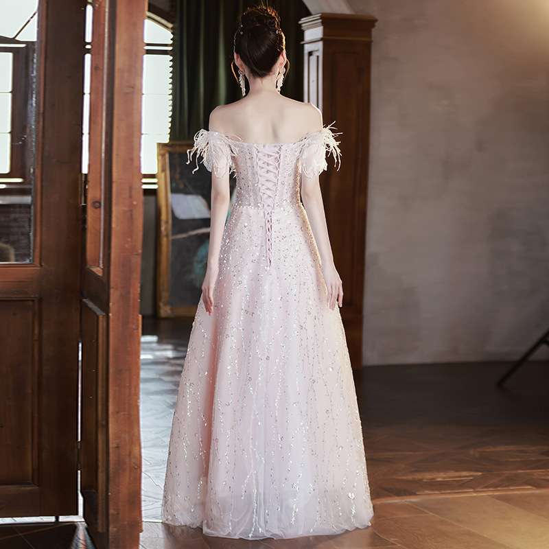 https://fulmo-img-server.com/dresscolory/da22b2a03a954ebeb22df1e8989297fa.jpeg