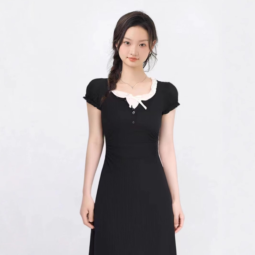 https://fulmo-img-server.com/dresscolory/dabb9101-9a7e-455d-a050-6ed47d88bb26.jpg