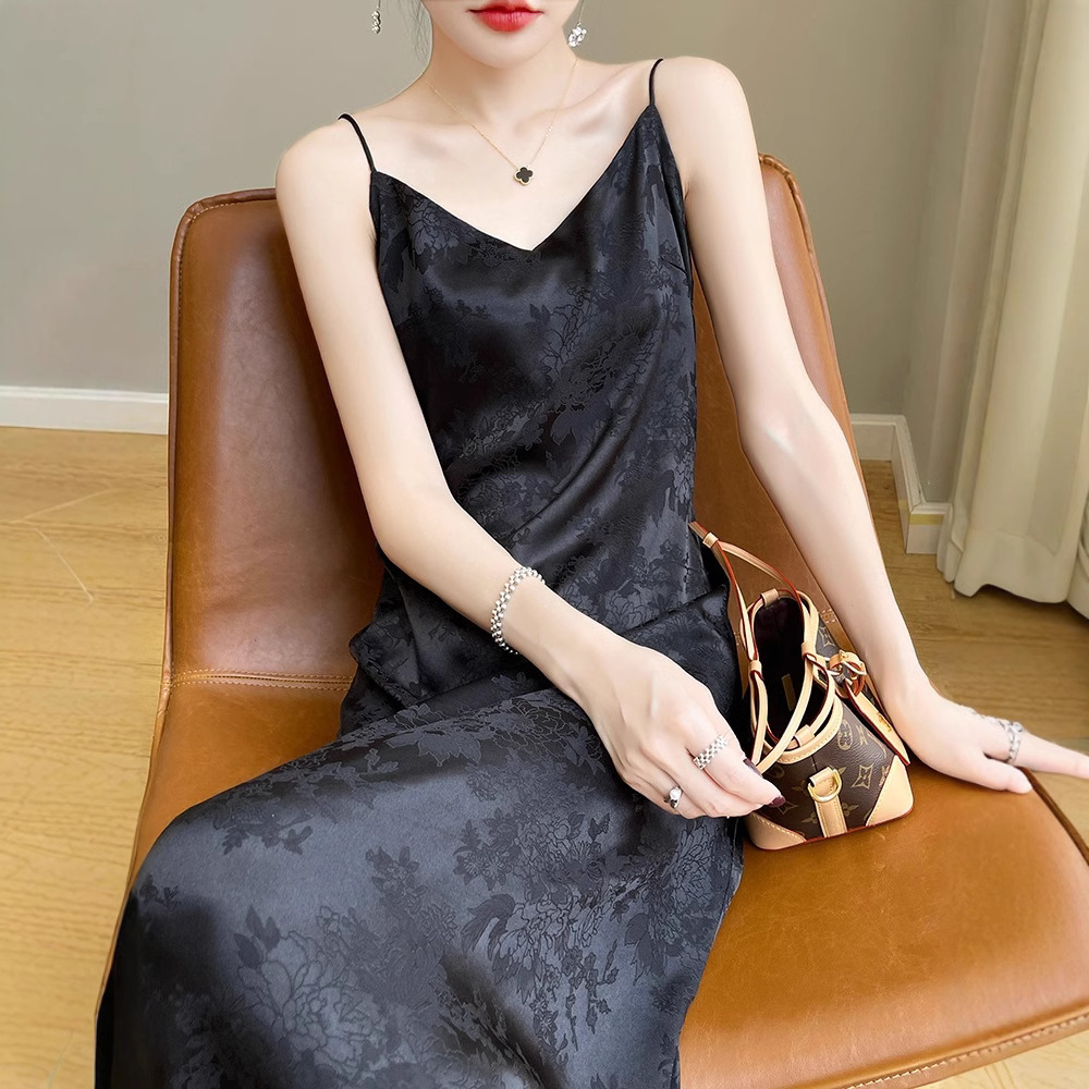 https://fulmo-img-server.com/dresscolory/dbed1aaf-08a4-4b24-9e9d-9d42687474a4.jpg