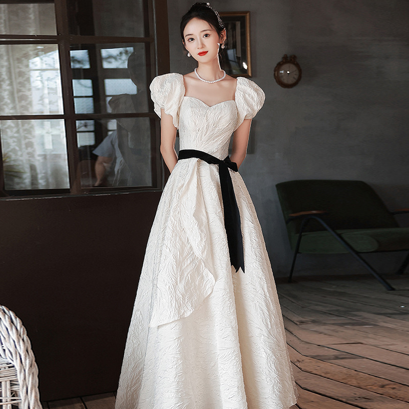 https://fulmo-img-server.com/dresscolory/e3cb9d16-2856-451b-8d88-1dac55297b94.jpg