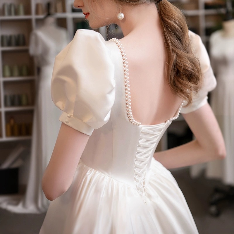 https://fulmo-img-server.com/dresscolory/e47618dc-d1e6-4adc-8123-287e53d36c55.jpg