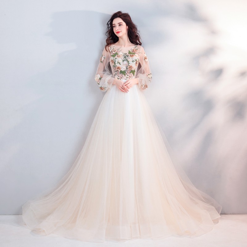 https://fulmo-img-server.com/dresscolory/e62f4078-f45f-48ff-a598-8a8c96dc0ff0.jpg