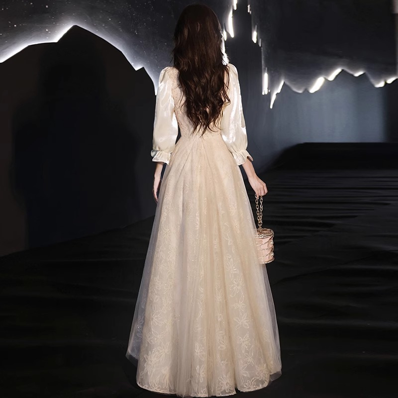 https://fulmo-img-server.com/dresscolory/e91ff2c3-c1a1-4e6c-8334-616b3a1cf364.jpg