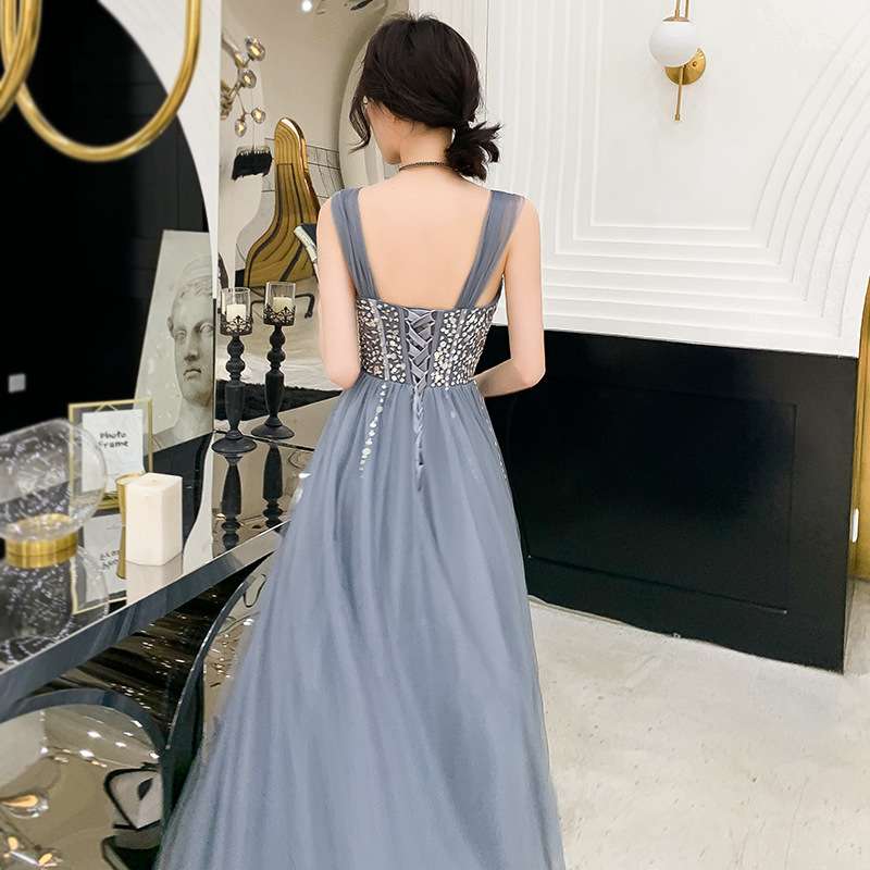https://fulmo-img-server.com/dresscolory/e9f0acc256734ef1bec1cbe390968cc2.jpeg