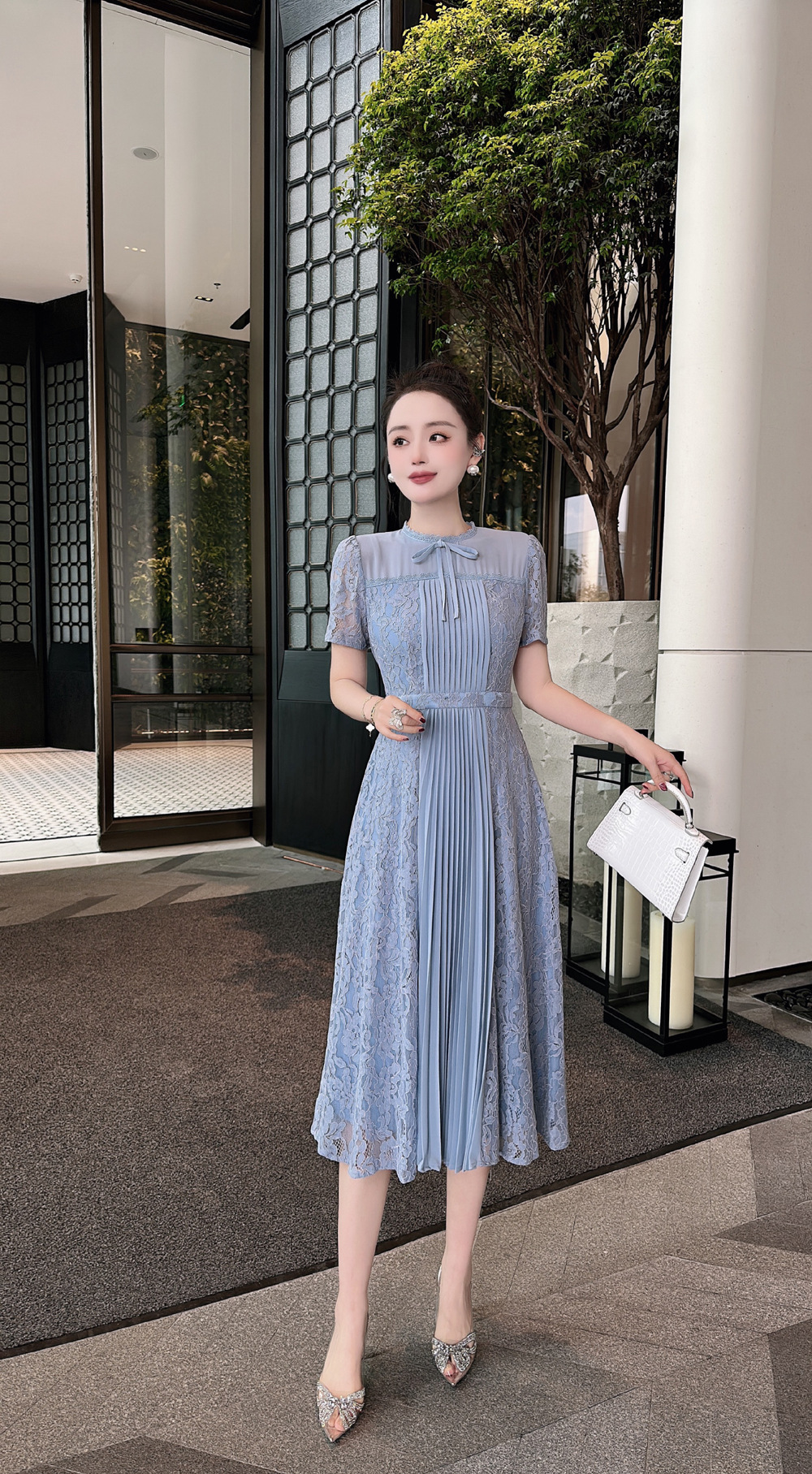 https://fulmo-img-server.com/dresscolory/ea3b2db3-9a56-459e-84f2-6f8650d33fa6.jpg