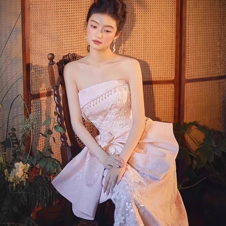 https://fulmo-img-server.com/dresscolory/ea691f99-9378-4efc-b54c-166dd6fca572.jpg