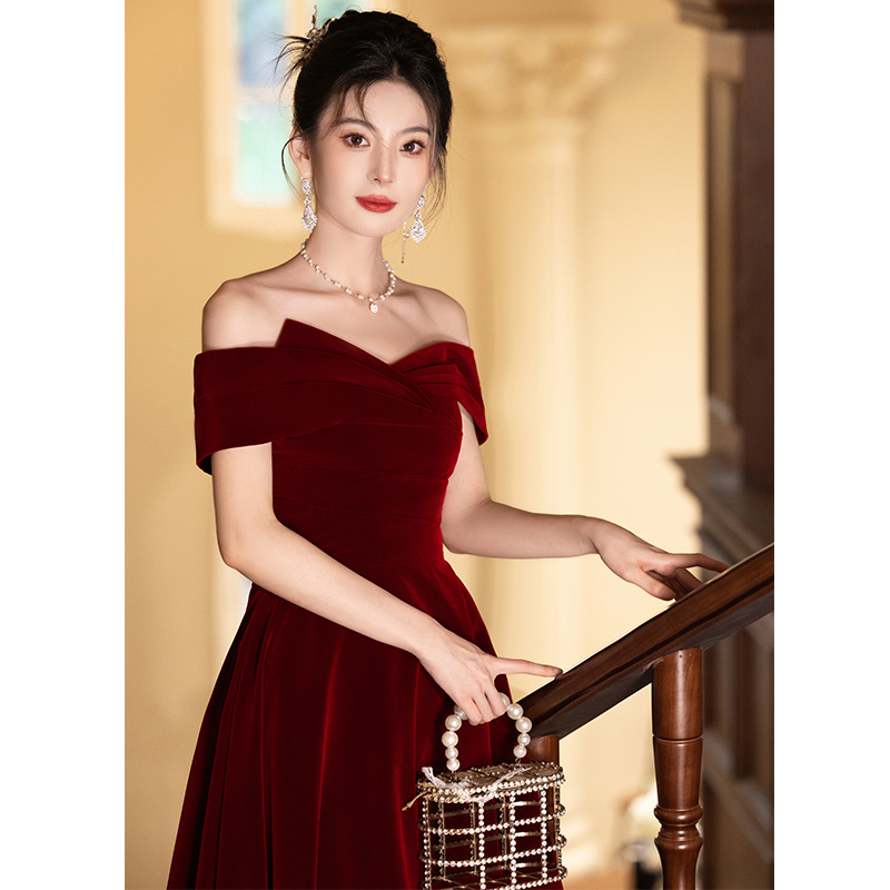 https://fulmo-img-server.com/dresscolory/ea736231-c432-4e58-a728-609979b933a8.jpg