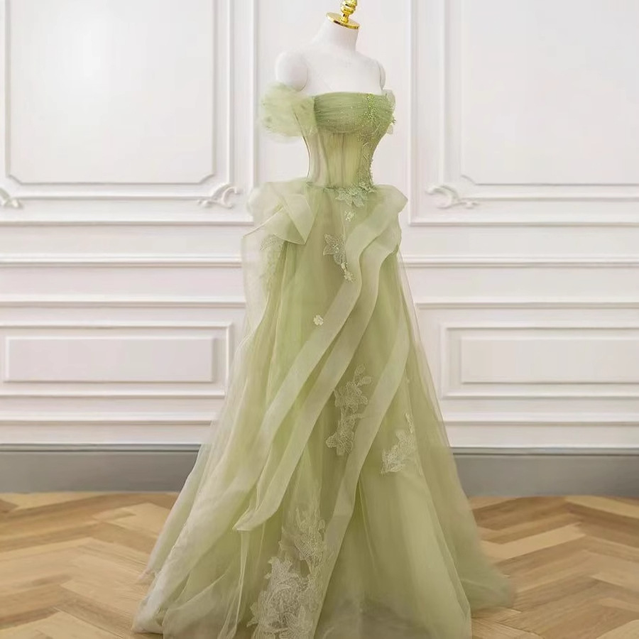 https://fulmo-img-server.com/dresscolory/ef96b02f-a833-43d1-b528-26839a07b7f0.jpg