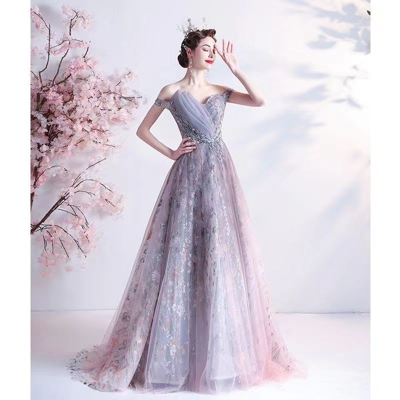 https://fulmo-img-server.com/dresscolory/f16ac548-79e3-41be-ba8f-edd04e8c0172.jpg