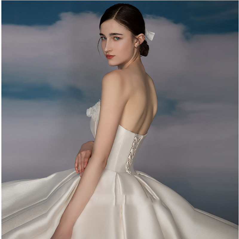 https://fulmo-img-server.com/dresscolory/f247f022-fe86-4b7d-8449-aa442e4d682a.jpg