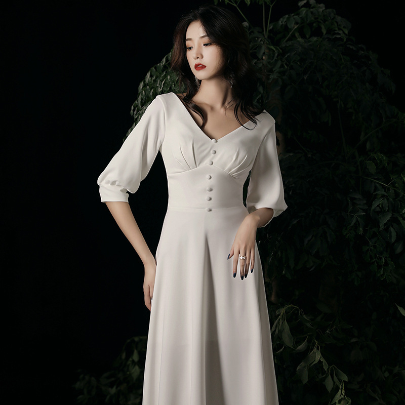 https://fulmo-img-server.com/dresscolory/f3b39445-36d4-4616-9215-f5d38fff4908.jpg