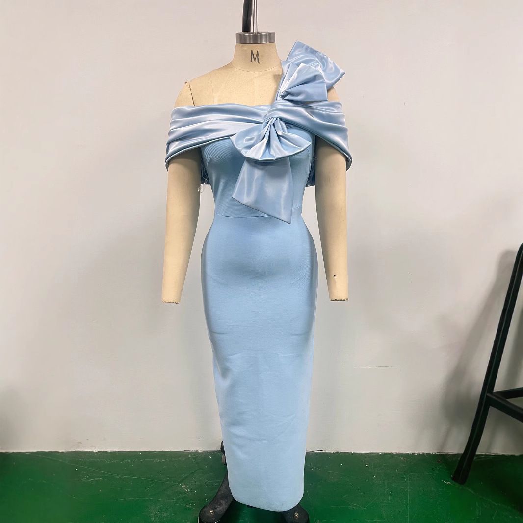 https://fulmo-img-server.com/dresscolory/fa5ae14e-33ec-485e-abb6-6a330821caab.jpg