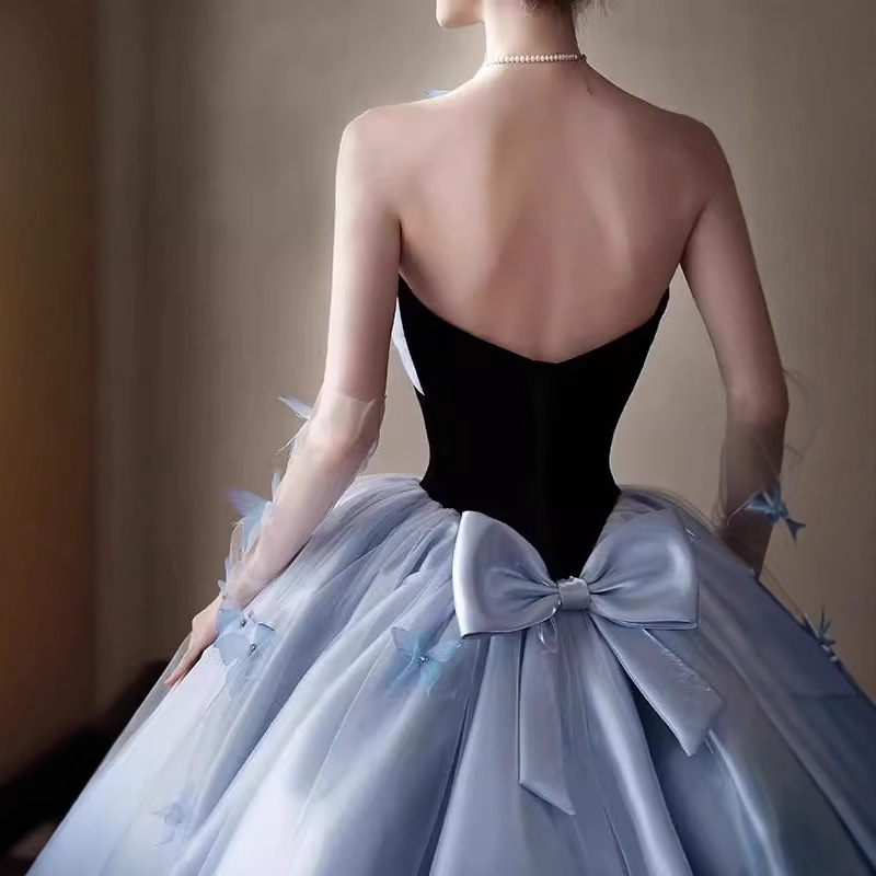 https://fulmo-img-server.com/dresscolory/fd463fc3-671e-46ea-8c80-aaab81d38aab.jpg