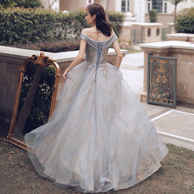 https://fulmo-img-server.com/dresscolory/fdc037465d35448680f882c9b2828fd8.jpeg