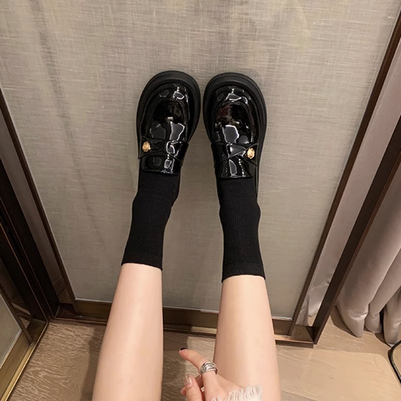 ドライビングシューズ 艶やか上質ドライビングローファー