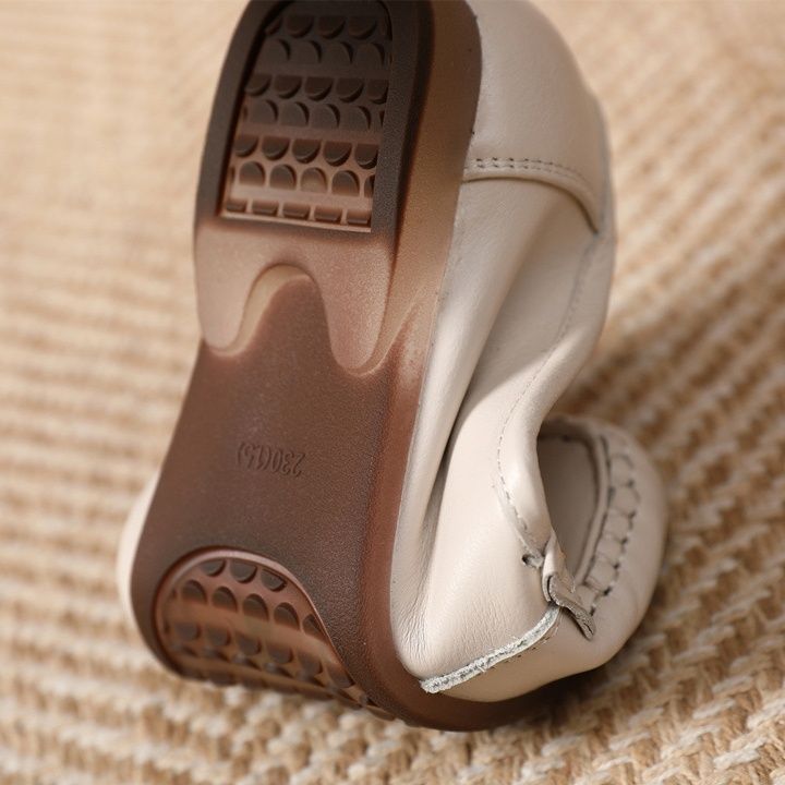 金属装飾付き本革ドライビングローファー