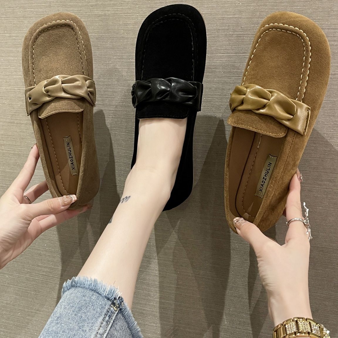  リボン付きスエード調ドライビングローファー