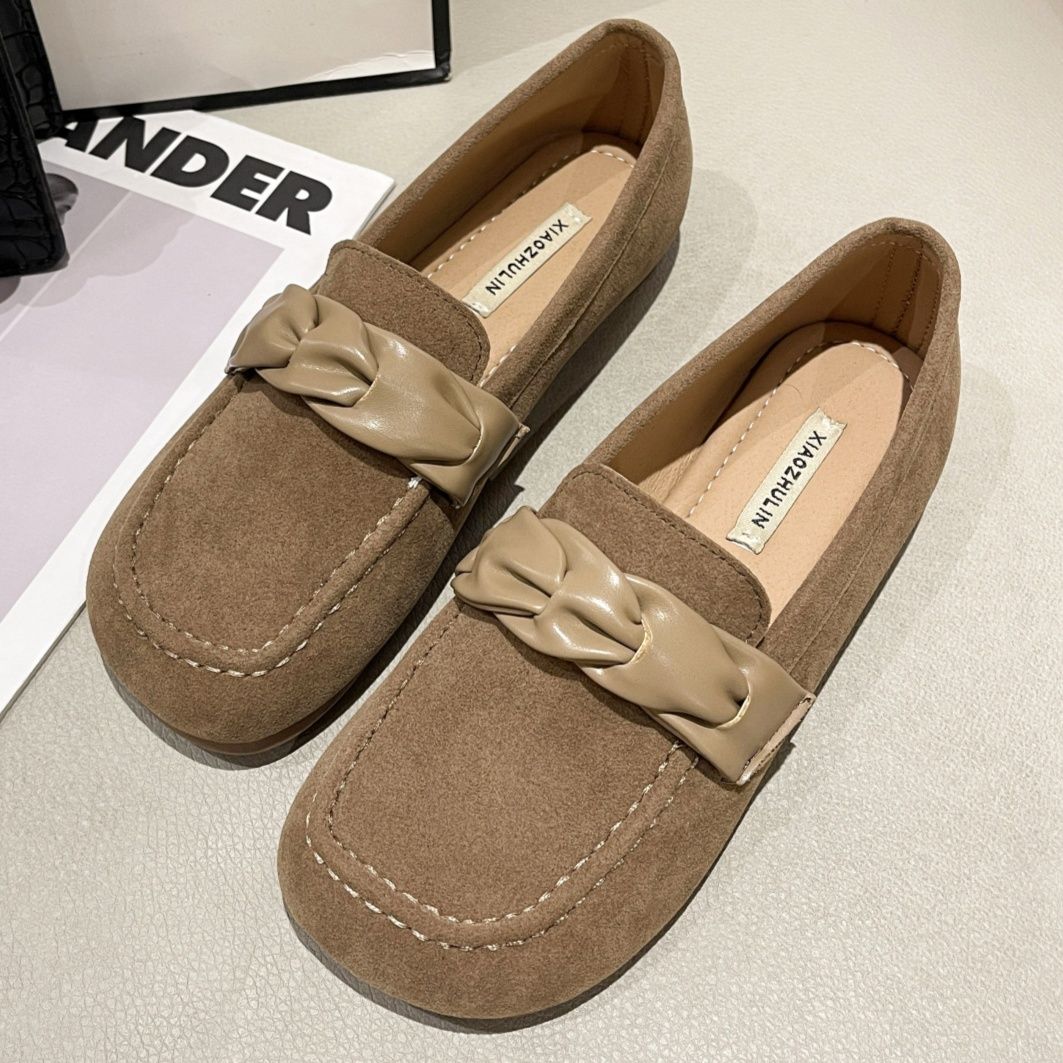  リボン付きスエード調ドライビングローファー