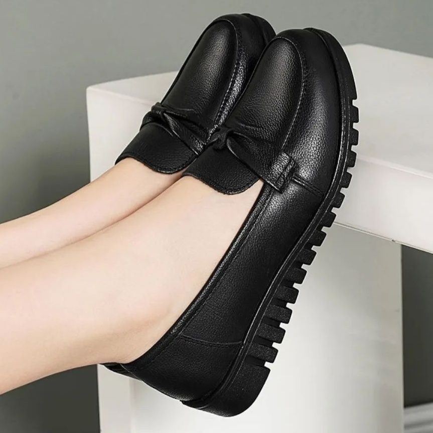 ドライビングシューズ 本革仕様リボン付きラバーソールローファー