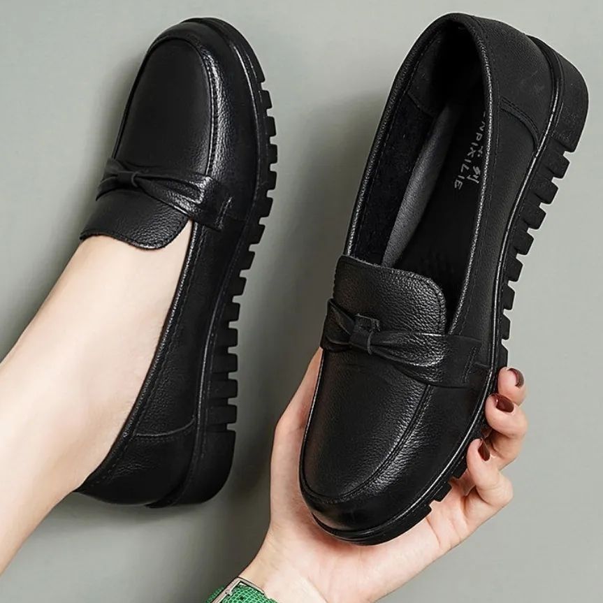 ドライビングシューズ 本革仕様リボン付きラバーソールローファー