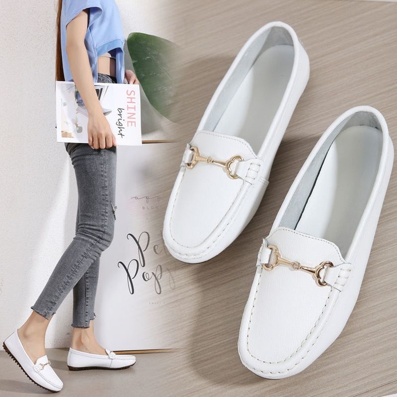 金具装飾モカシン風ドライビングローファー