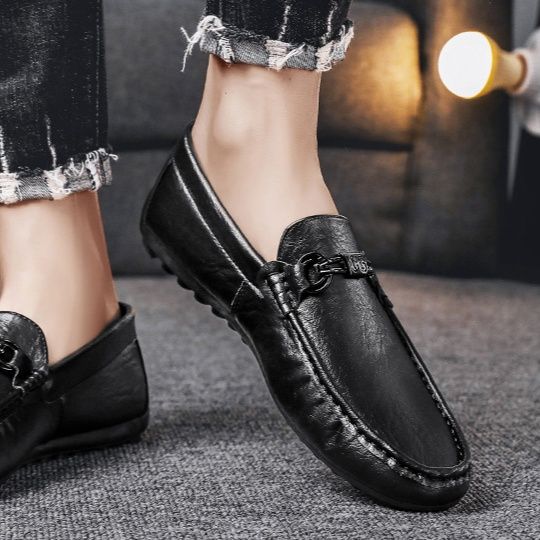  本革素材金属装飾付きドライビングシューズローファー