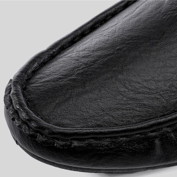  本革素材金属装飾付きドライビングシューズローファー