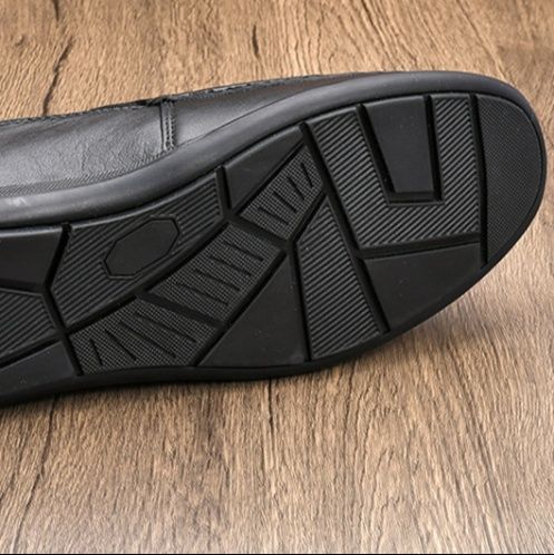 本革仕立て快適履き心地ドライビングローファー