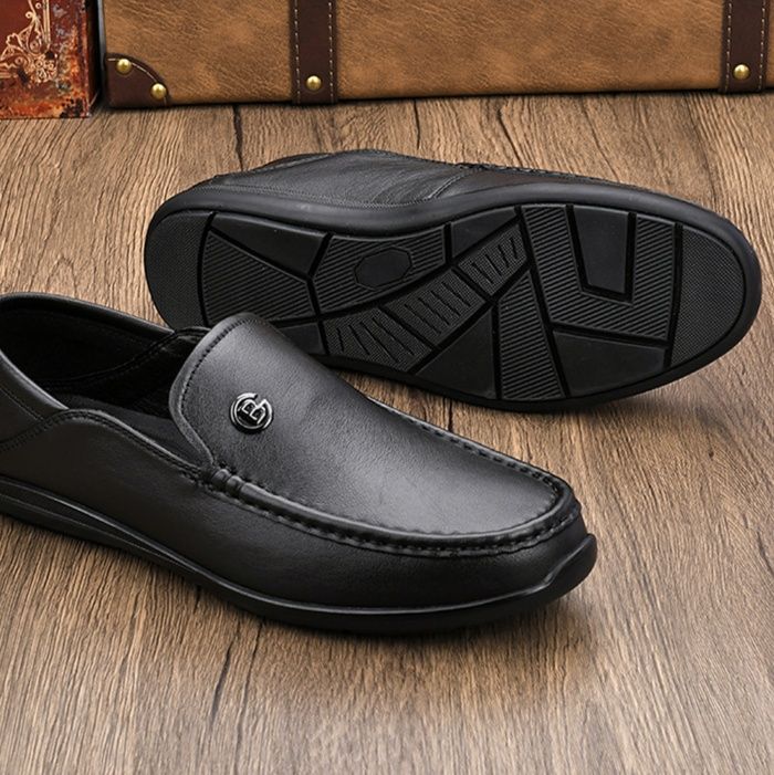 本革仕立て快適履き心地ドライビングローファー