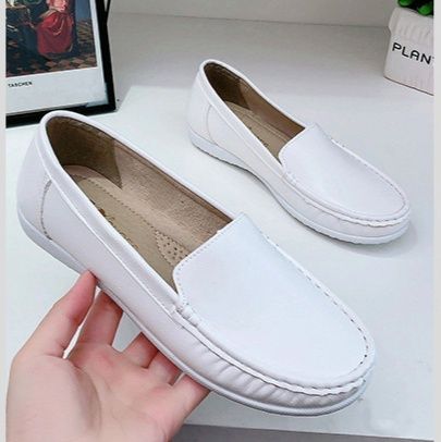 ドライビングシューズ 本革製モカシン縫いスリッポンローファー