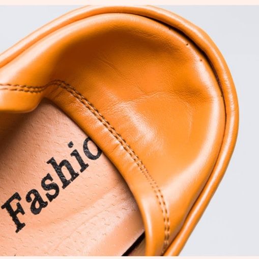 本革仕立て快適履き心地モカシンドライビングシューズ