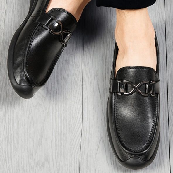 金属装飾パンチング本革ドライビングローファー