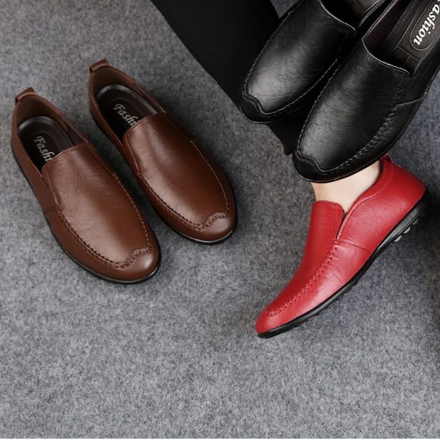 本革手縫いモカシン風ドライビング専用ローファー