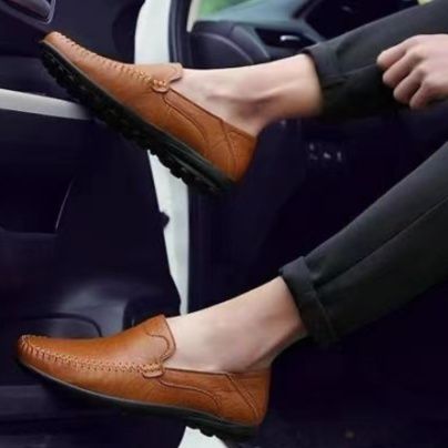 ドライビングシューズ 本革手縫いステッチ柔軟ソールローファー