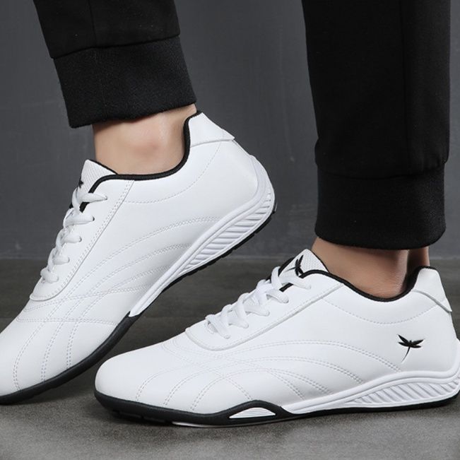 レーシング仕様流線型ドライビングシューズ