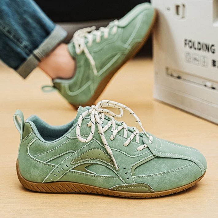 本格派レーシング仕様スポーツドライビングシューズ