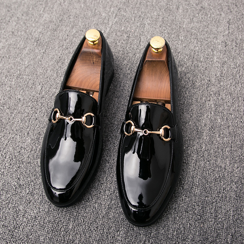 ドライビングシューズ 艶やか蹄鉄飾りドレスローファー