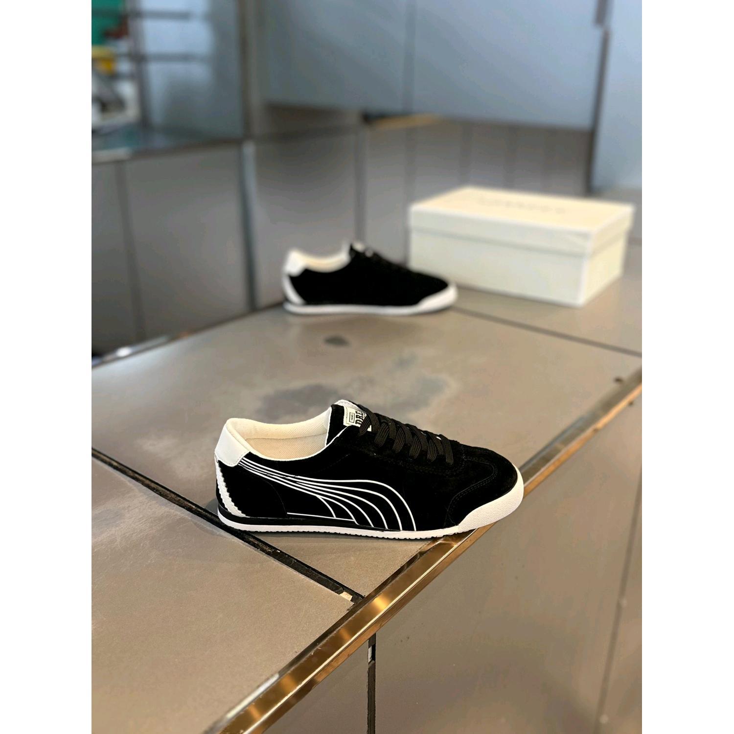 ドライビングシューズ 流線型ラインデザインレーシングドライビングシューズ