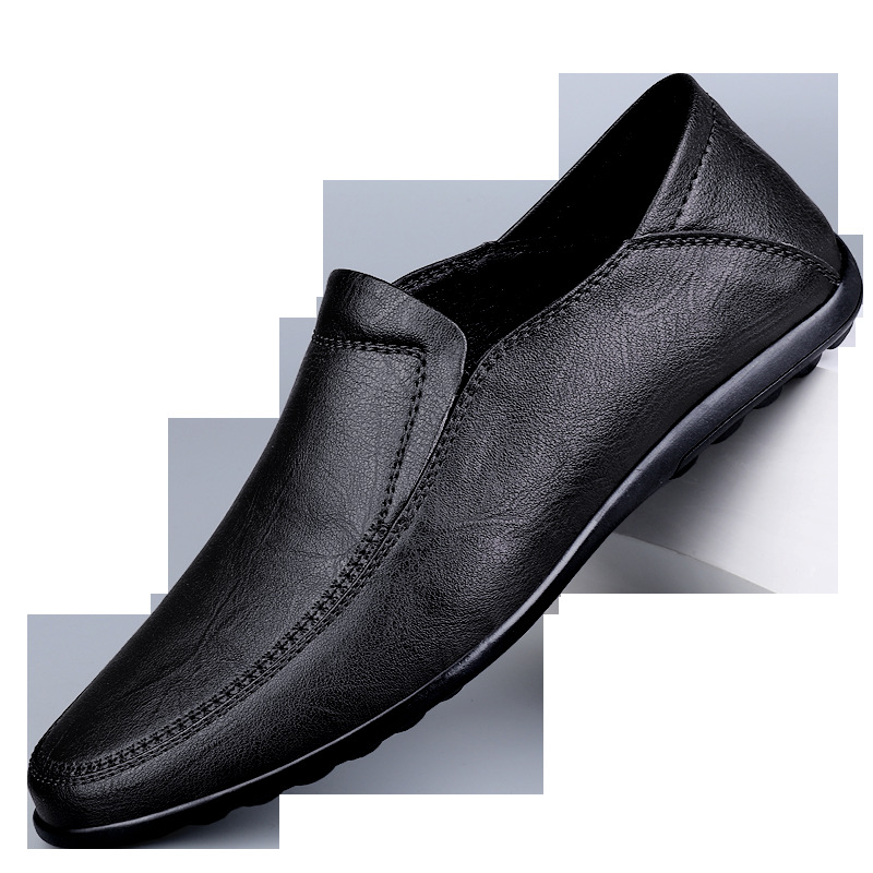 ドライビングシューズ 本革仕様のスリッポン型ドライビングローファー