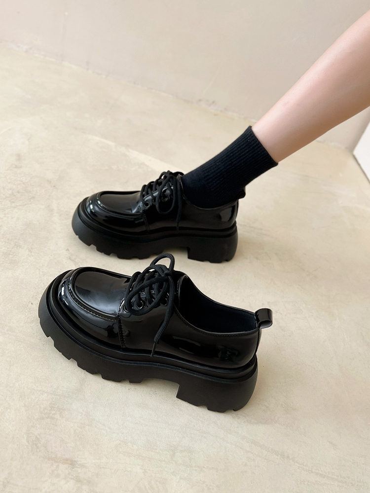 ドライビングシューズ 厚底モカシンスタイルローファー