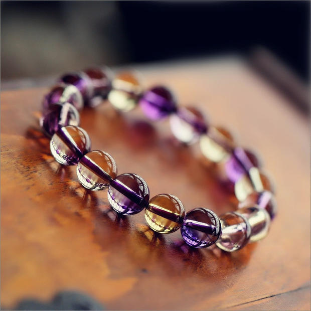 https://fulmo-img-server.com/earthly-stones/4b1ad726-1311-450c-b440-58b6cd662ee8.jpg