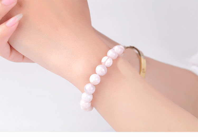 https://fulmo-img-server.com/earthly-stones/addd1937-e550-4817-b741-350a59a8bfa7.jpg