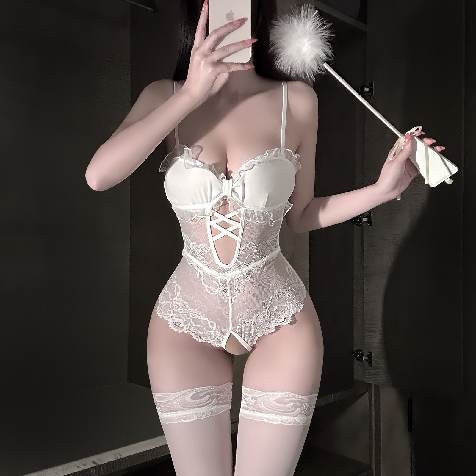 エロ下着 胸元編み上げフリル付き透け感レース　テディランジェリー